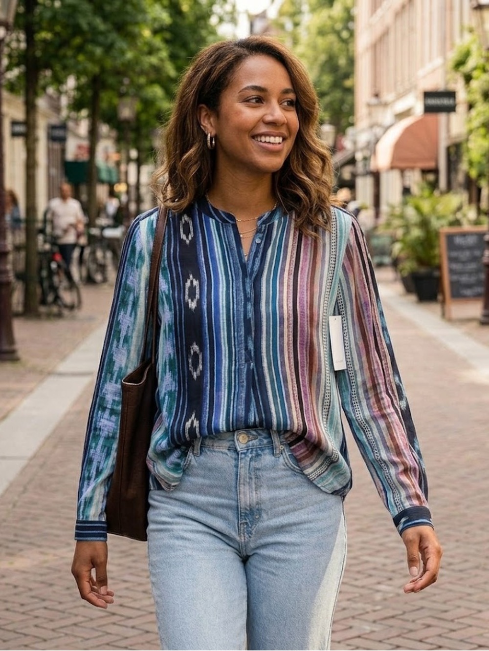 Karen Kane long sleeves printed Blouse